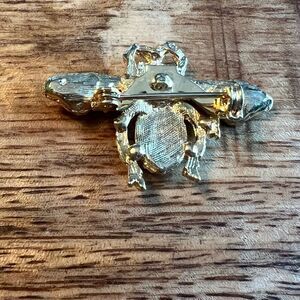 Gold tone rhinestone bee brooch pin